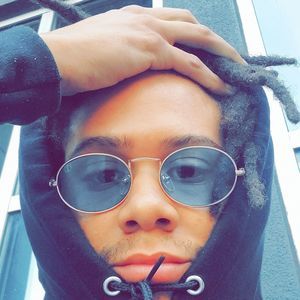 Meet your Posher, Jonathan